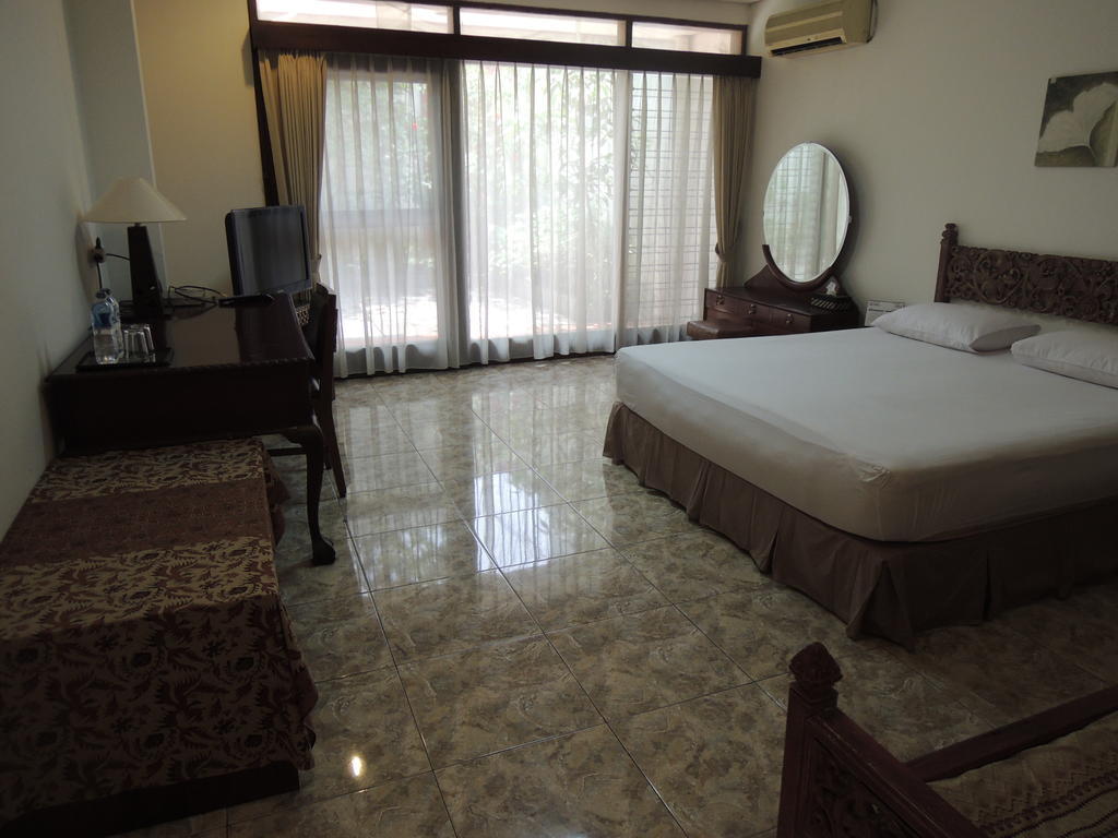 Rumah Polonia Guest House Джакарта Номер фото